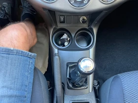 Toyota Rav4 2.2 D4D фейс full extri, снимка 11