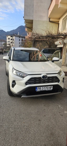 Обява за продажба на Toyota Rav4 Executive ~69 900 лв. - изображение 1