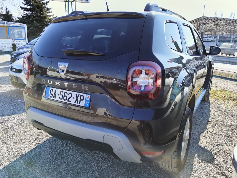 Dacia Duster Газ бензин 28хил. Ful ekstri , снимка 2 - Автомобили и джипове - 49221971