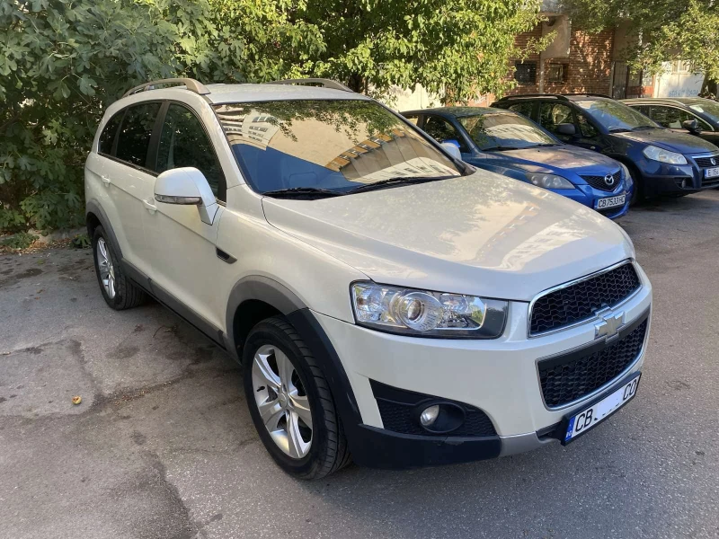 Chevrolet Captiva 4х4, АВТОМАТ-БЕНЗИН-ОТ БЪЛГАРИЯ-7 места, ДДСКредит, снимка 4 - Автомобили и джипове - 51846258
