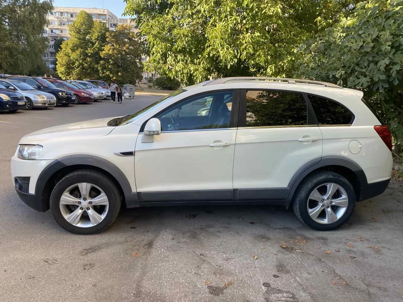 Chevrolet Captiva 4х4, АВТОМАТ-БЕНЗИН-ОТ БЪЛГАРИЯ-7 места, ДДСКредит, снимка 7 - Автомобили и джипове - 51846258