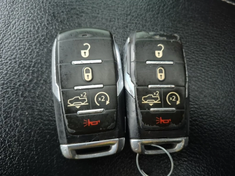 Dodge RAM 1500 REBEL CREW CAB SHORT BED  CARFAX, снимка 8 - Автомобили и джипове - 52805250