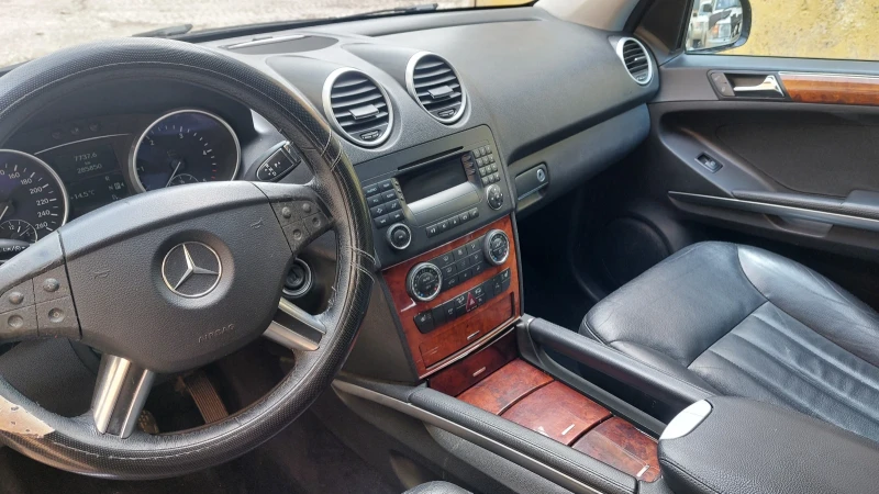 Mercedes-Benz ML 320, снимка 5 - Автомобили и джипове - 53519472