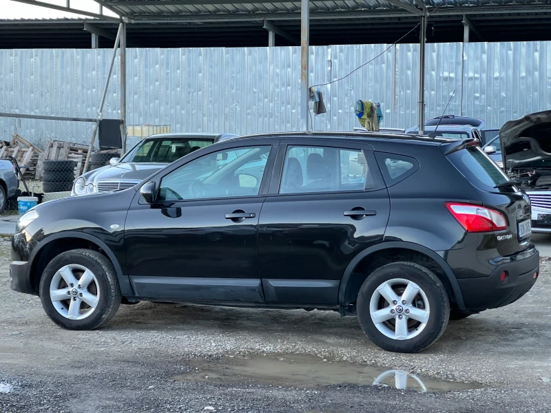 Nissan Qashqai 1.5DCi- 110к.с. Facelift/ Автопилот/ Мулти-волан, снимка 8 - Автомобили и джипове - 53526394