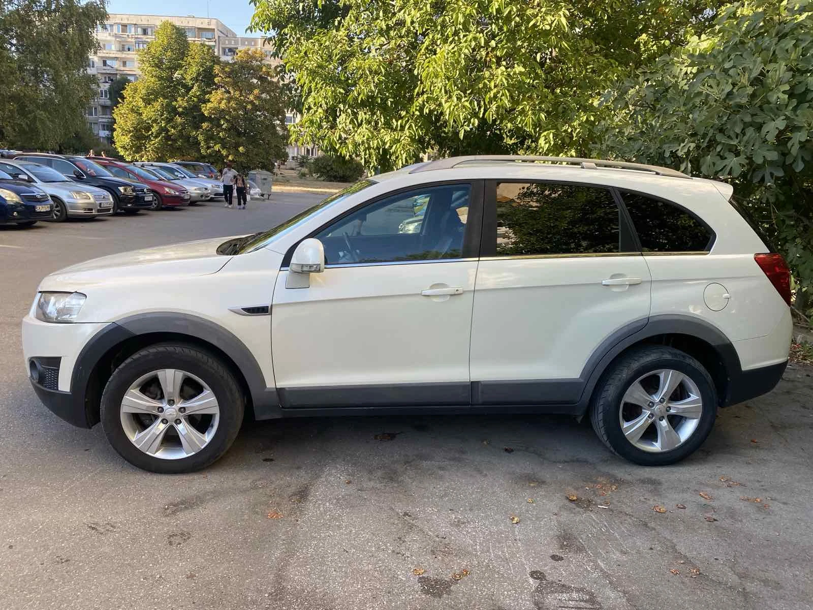 Chevrolet Captiva 4х4, АВТОМАТ-БЕНЗИН-ОТ БЪЛГАРИЯ-7 места, ДДСКредит - изображение 7