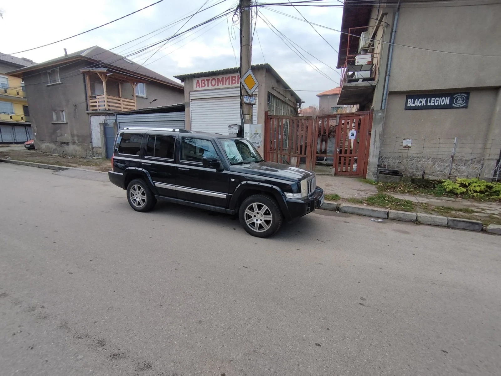 Jeep Commander  - изображение 2