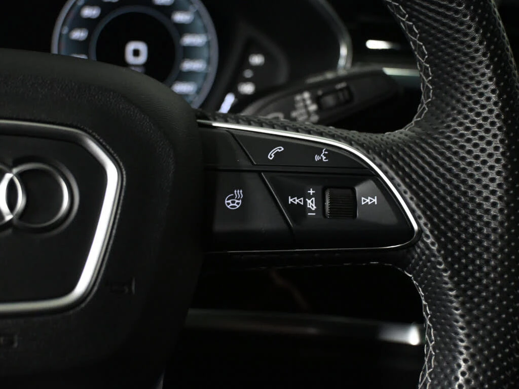 Audi Q3 45 TFSI quattro* АвтоКредит* (Цена до БГ) , снимка 11 - Автомобили и джипове - 53860495