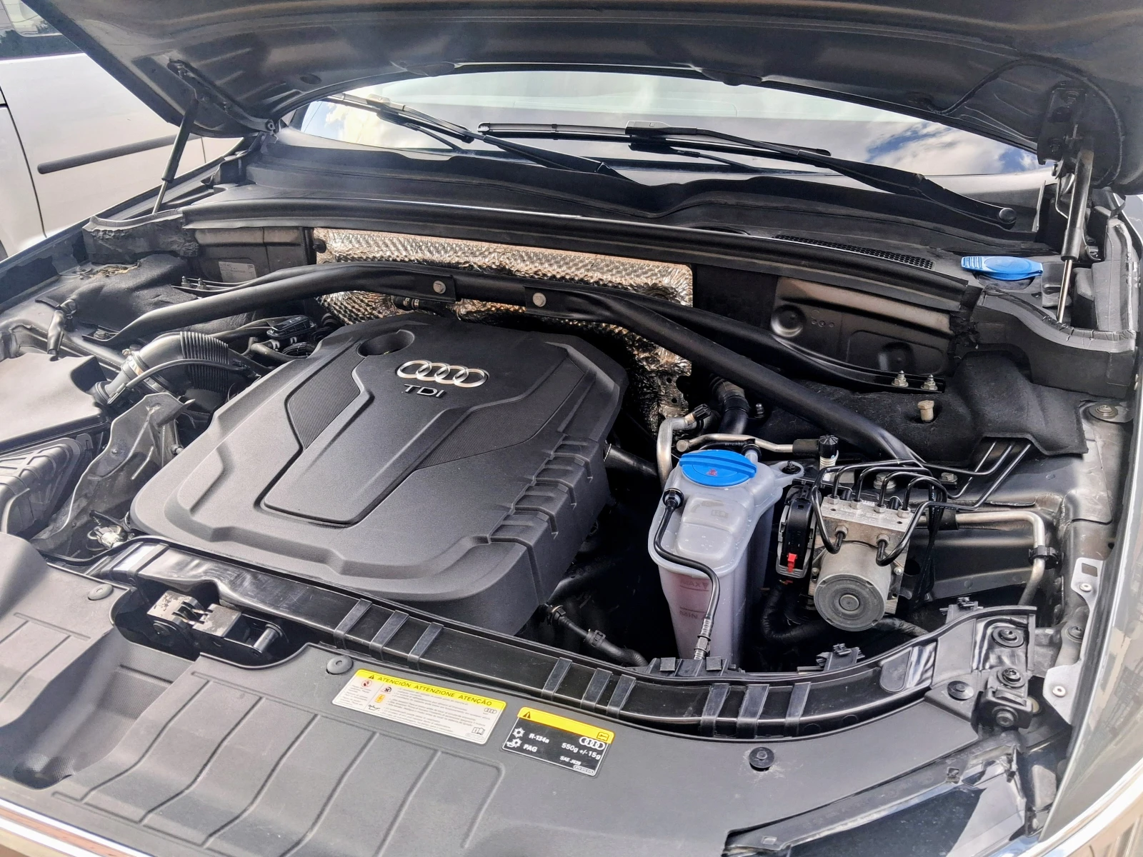 Audi Q5 2.0TDI QUATRO, снимка 9 - Автомобили и джипове - 53864353