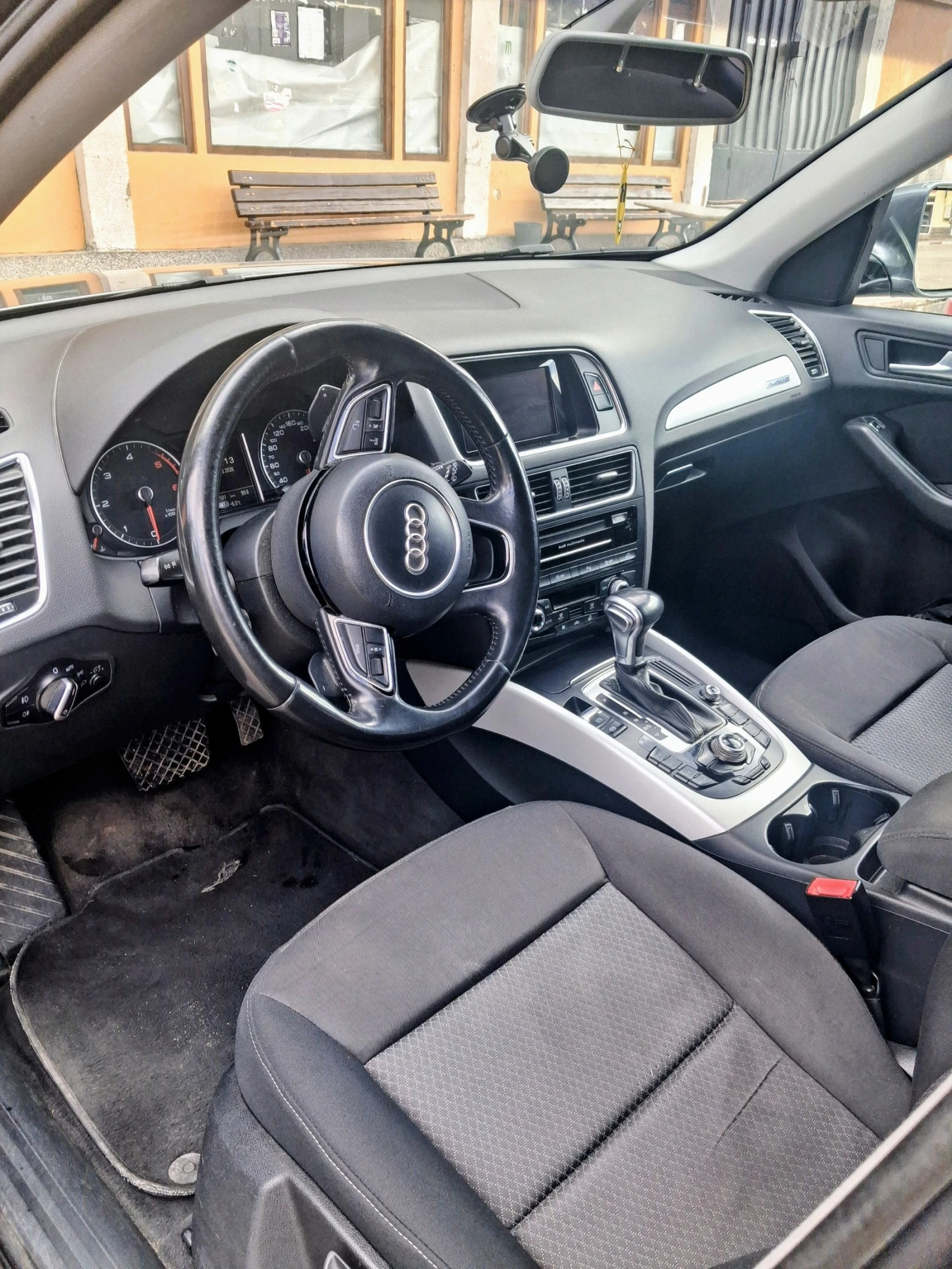 Audi Q5 2.0TDI QUATRO, снимка 7 - Автомобили и джипове - 53864353