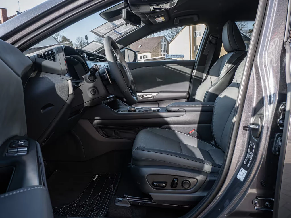 Lexus RX 500 e/381HP/EXECUTIVE/20/360/KLESS/DIGITAL/404z, снимка 11 - Автомобили и джипове - 54477728