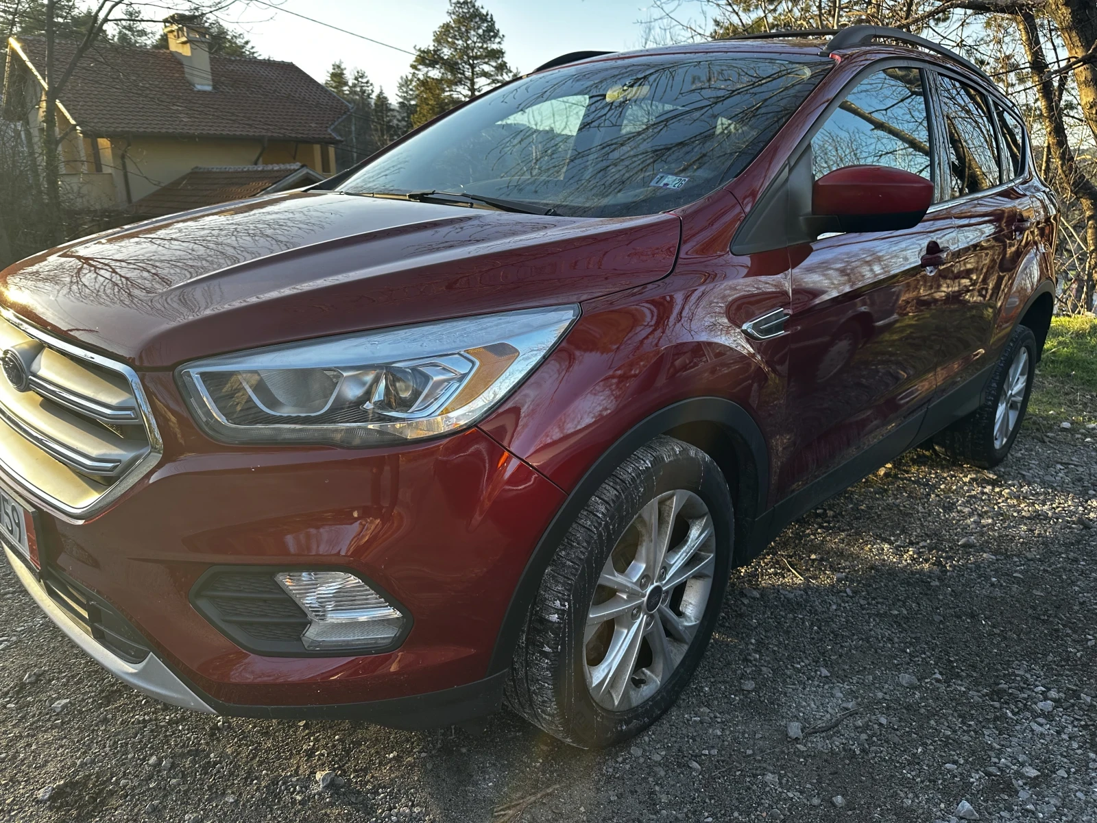 Ford Kuga 2.0 EcoBoost Turbo, 241 к.с, снимка 4 - Автомобили и джипове - 54520810