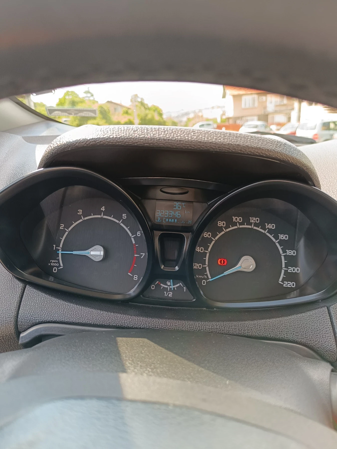 Ford EcoSport, снимка 11 - Автомобили и джипове - 54637794