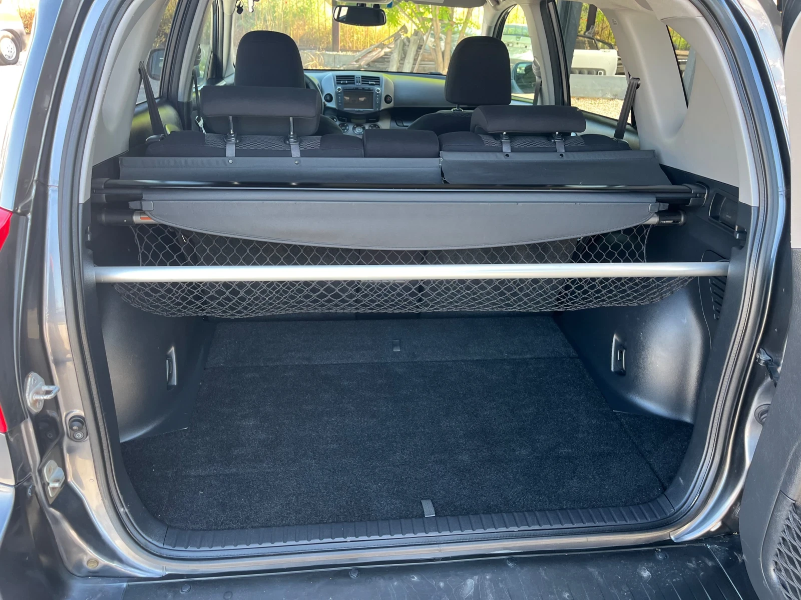 Toyota Rav4 2.2 D4D фейс full extri, снимка 12 - Автомобили и джипове - 54815496