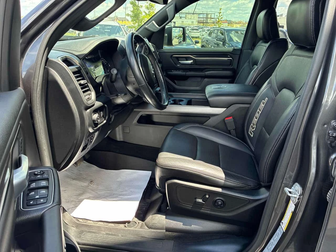 Dodge RAM 1500 Rebel/5.7/ПОДГРЕВ/ШИБЕДАХ/CARFAX/КЛИП, снимка 5 - Автомобили и джипове - 54998515