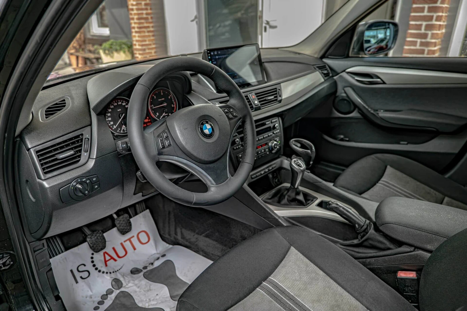 BMW X1 18d/xDrive/Xenon/PDC/Android/Камера/Подгрев, снимка 7 - Автомобили и джипове - 55140905
