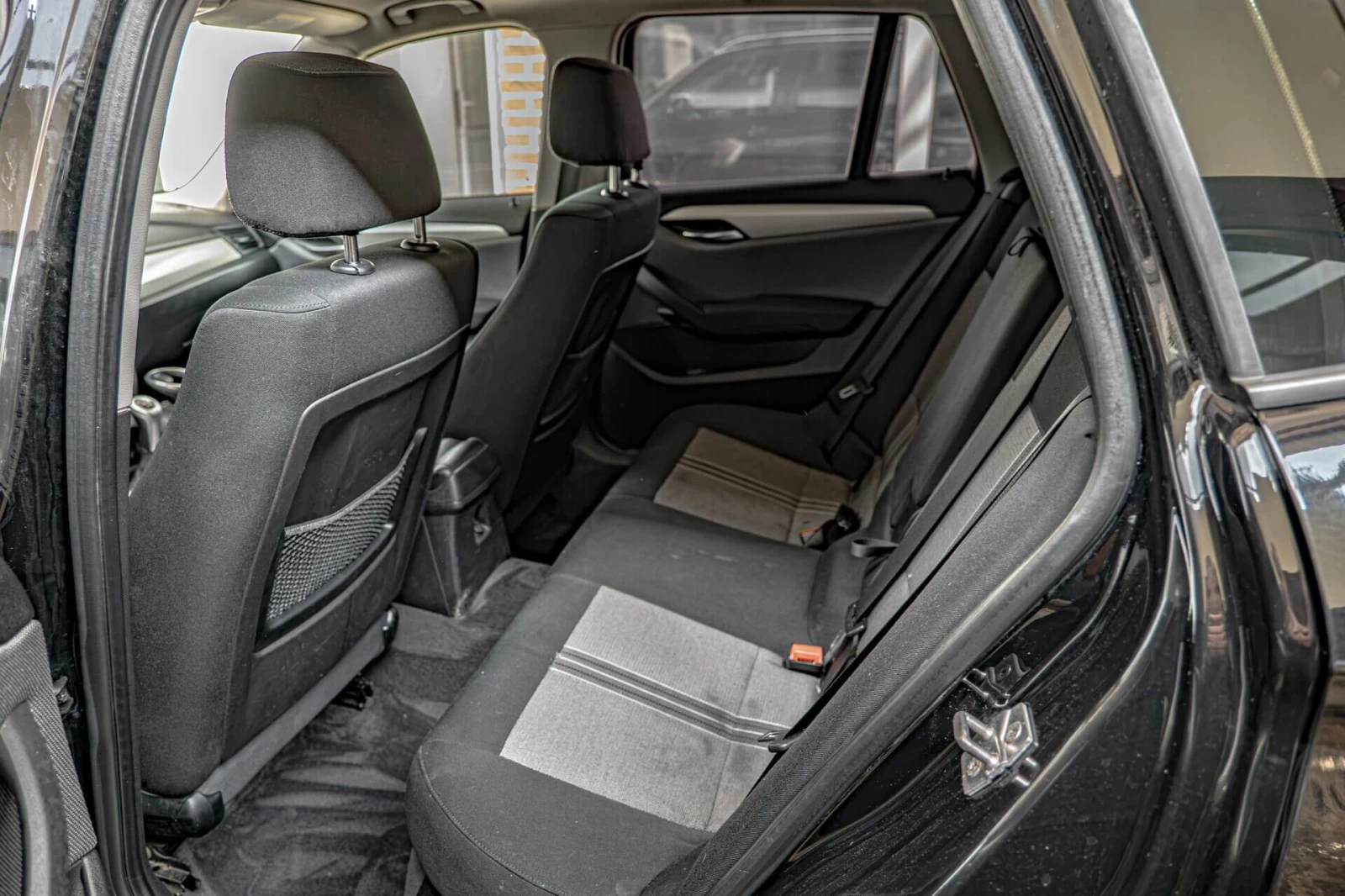 BMW X1 18d/xDrive/Xenon/PDC/Android/Камера/Подгрев, снимка 8 - Автомобили и джипове - 55140905
