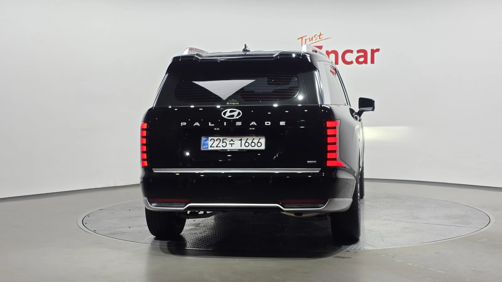 Hyundai Palisade 2.5T Calligraphy* ЕЛ. БАГАЖНИК* 360* КРАЙНА ЦЕНА, снимка 4 - Автомобили и джипове - 55399062