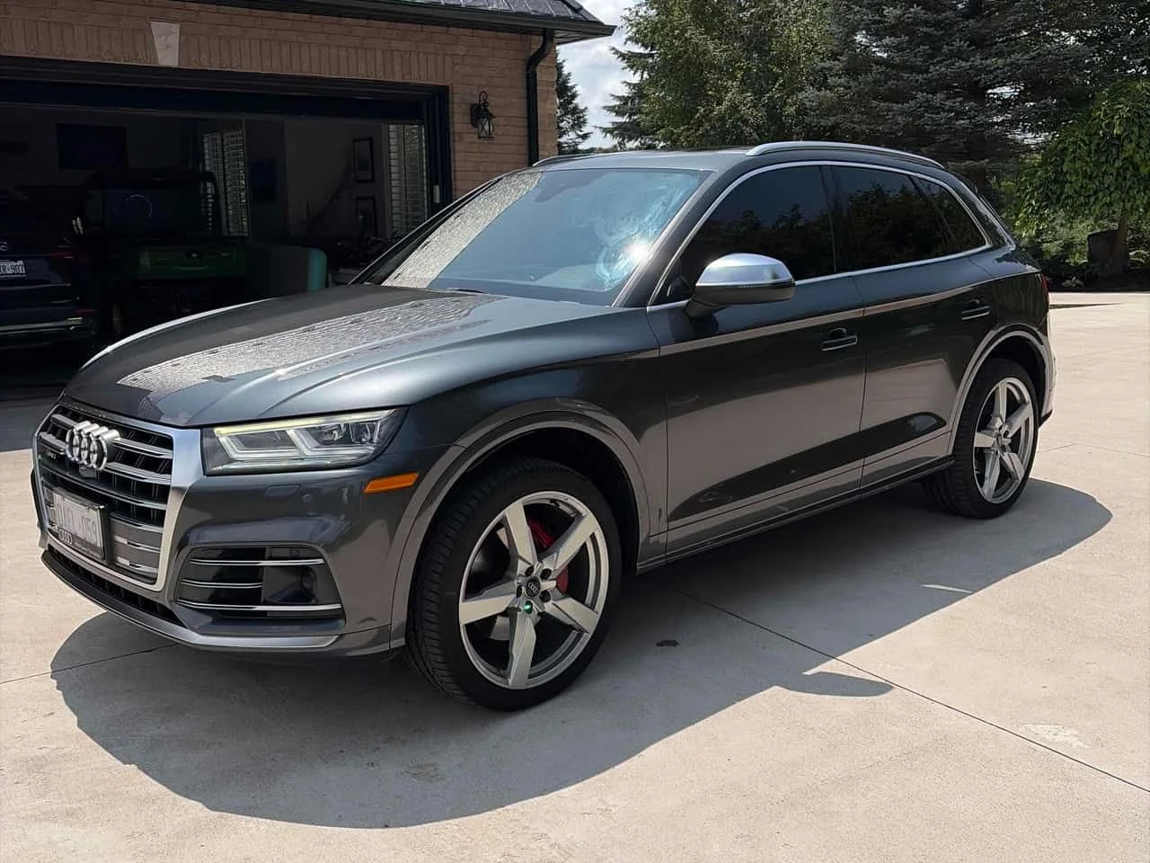 Audi SQ5 Technik 3.0 TFSI quattro / 360 / ДИСТРОНИК / ПАНО