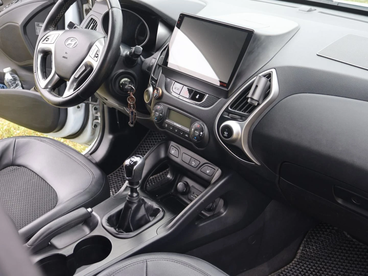 Hyundai IX35, снимка 12 - Автомобили и джипове - 56057950