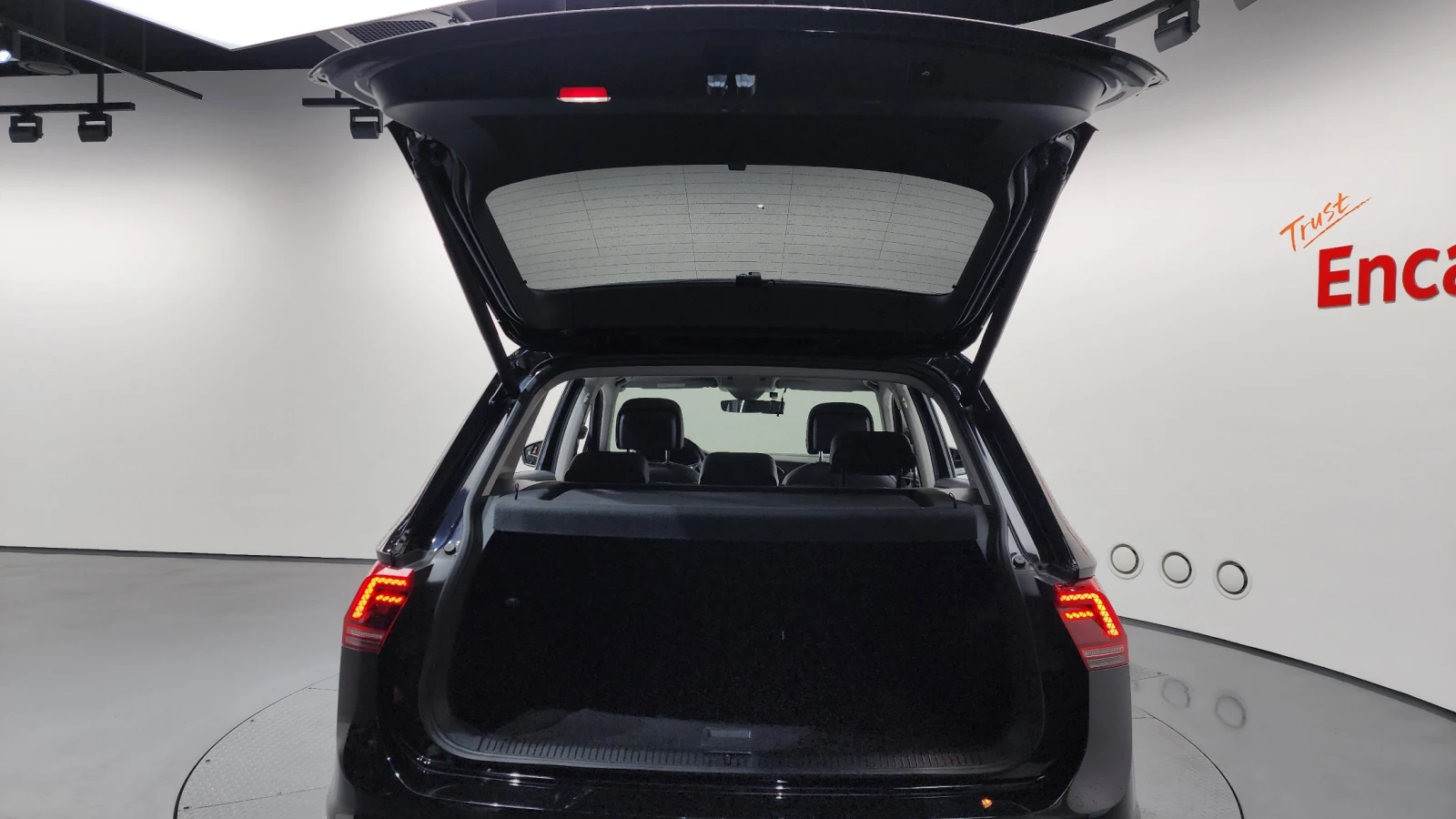 VW Tiguan 2.0 TDI Prestige autoprime.bg, снимка 14 - Автомобили и джипове - 56081706