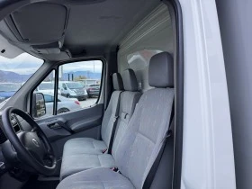 VW Crafter 2.5TDI до 3,5т. 4,27м. Климатроник Euro 5 , снимка 13