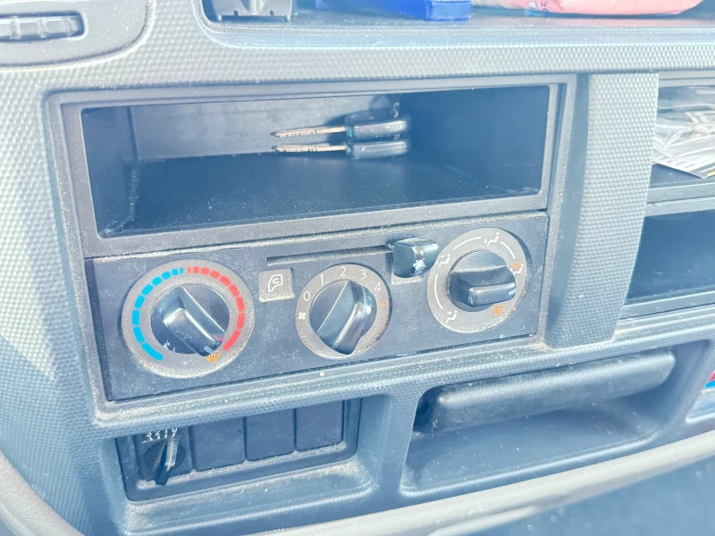 Nissan Capstar Автовишка, снимка 13 - Бусове и автобуси - 50727812