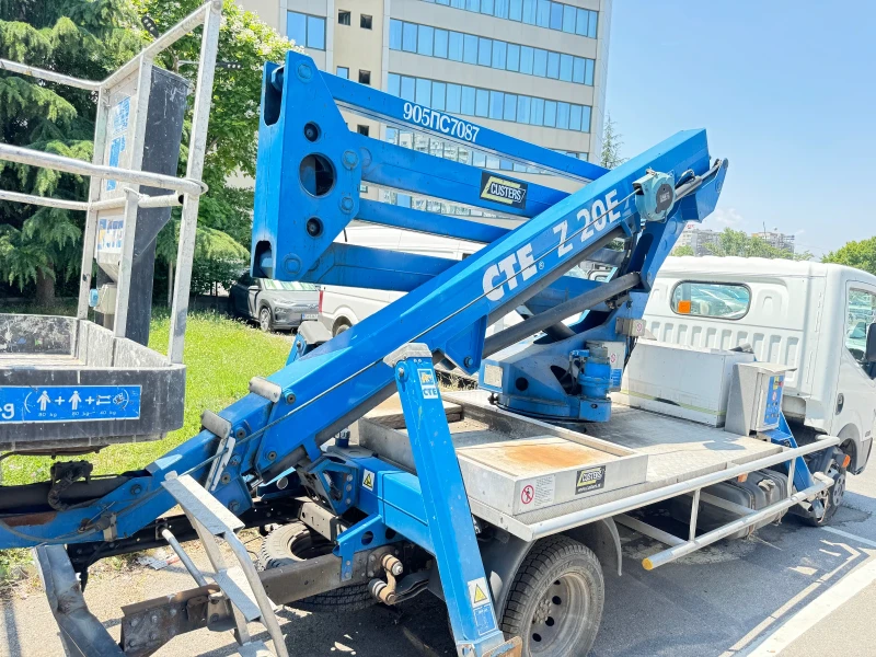 Nissan Capstar Автовишка, снимка 11 - Бусове и автобуси - 50727812