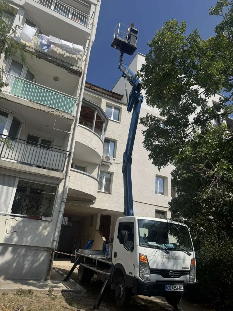 Nissan Capstar Автовишка, снимка 16 - Бусове и автобуси - 50727812