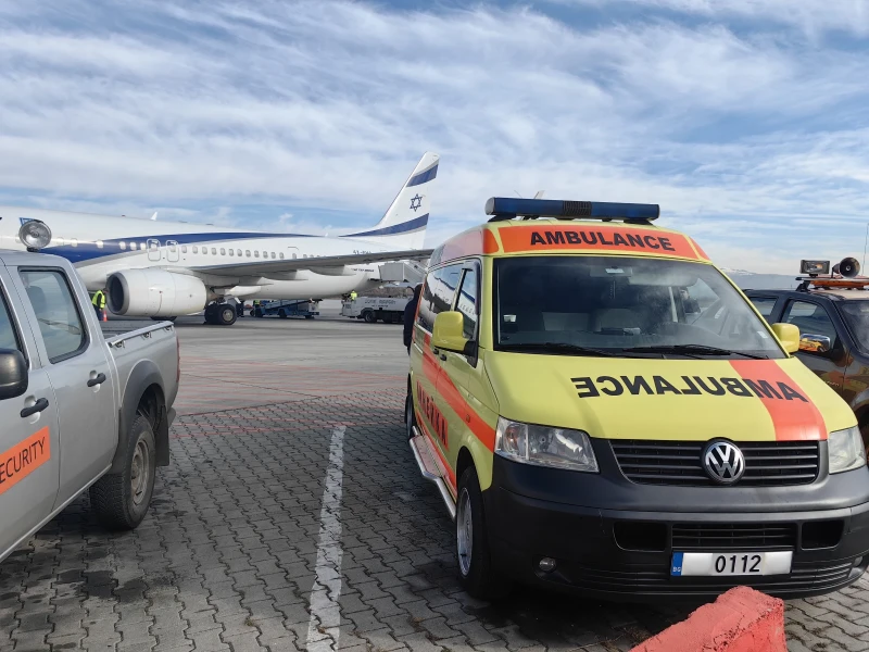 VW T5 1.9TDI, снимка 3 - Бусове и автобуси - 52191703