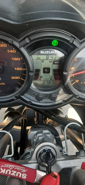 Обява за продажба на Suzuki V-strom ~7 000 лв. - изображение 11 | Auto.bg Обява за продажба на Suzuki V-strom ~7 000 лв. - изображение 11