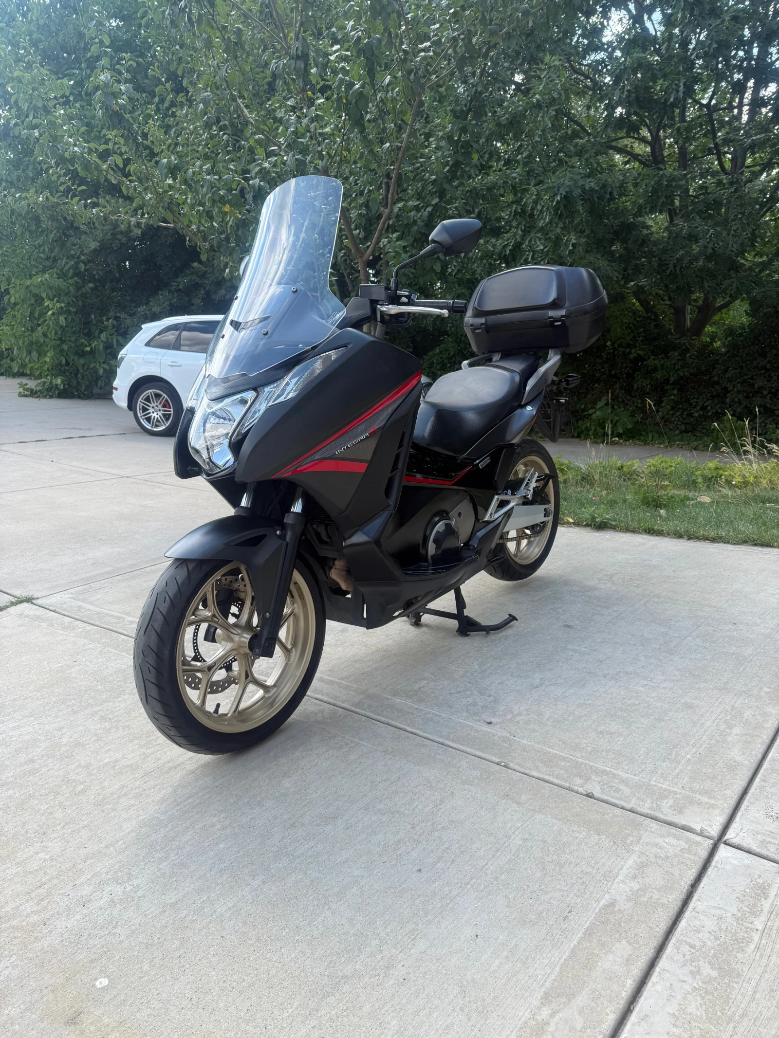 Honda Integra 2015 750  PERFEKTNA - изображение 4