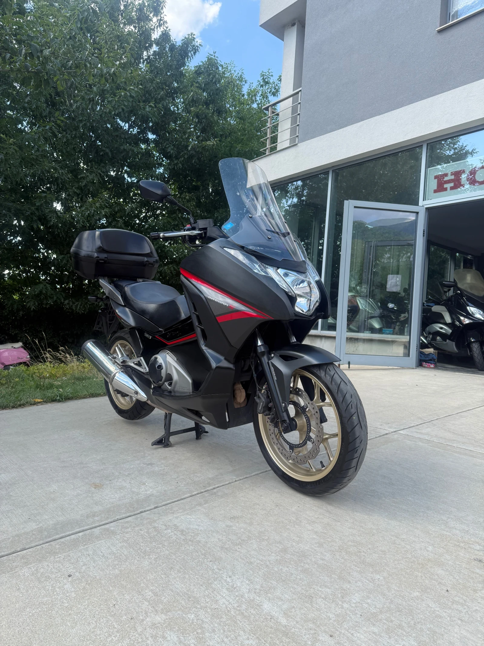 Honda Integra 2015 750  PERFEKTNA - изображение 2