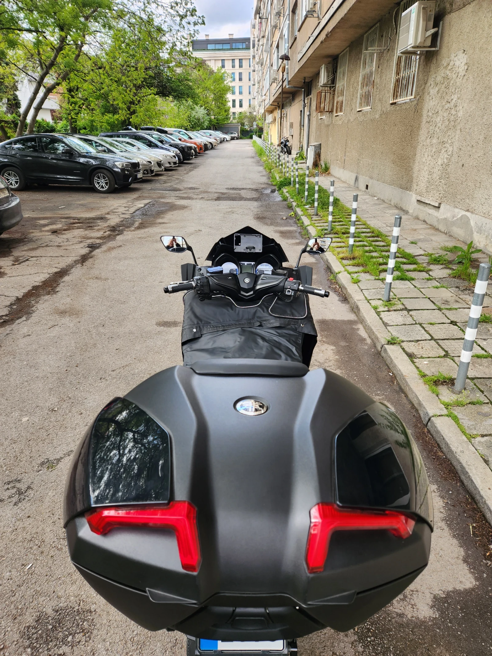 Yamaha T-max 560i Led Abs Tcs, снимка 7 - Мотоциклети и мототехника - 54408617