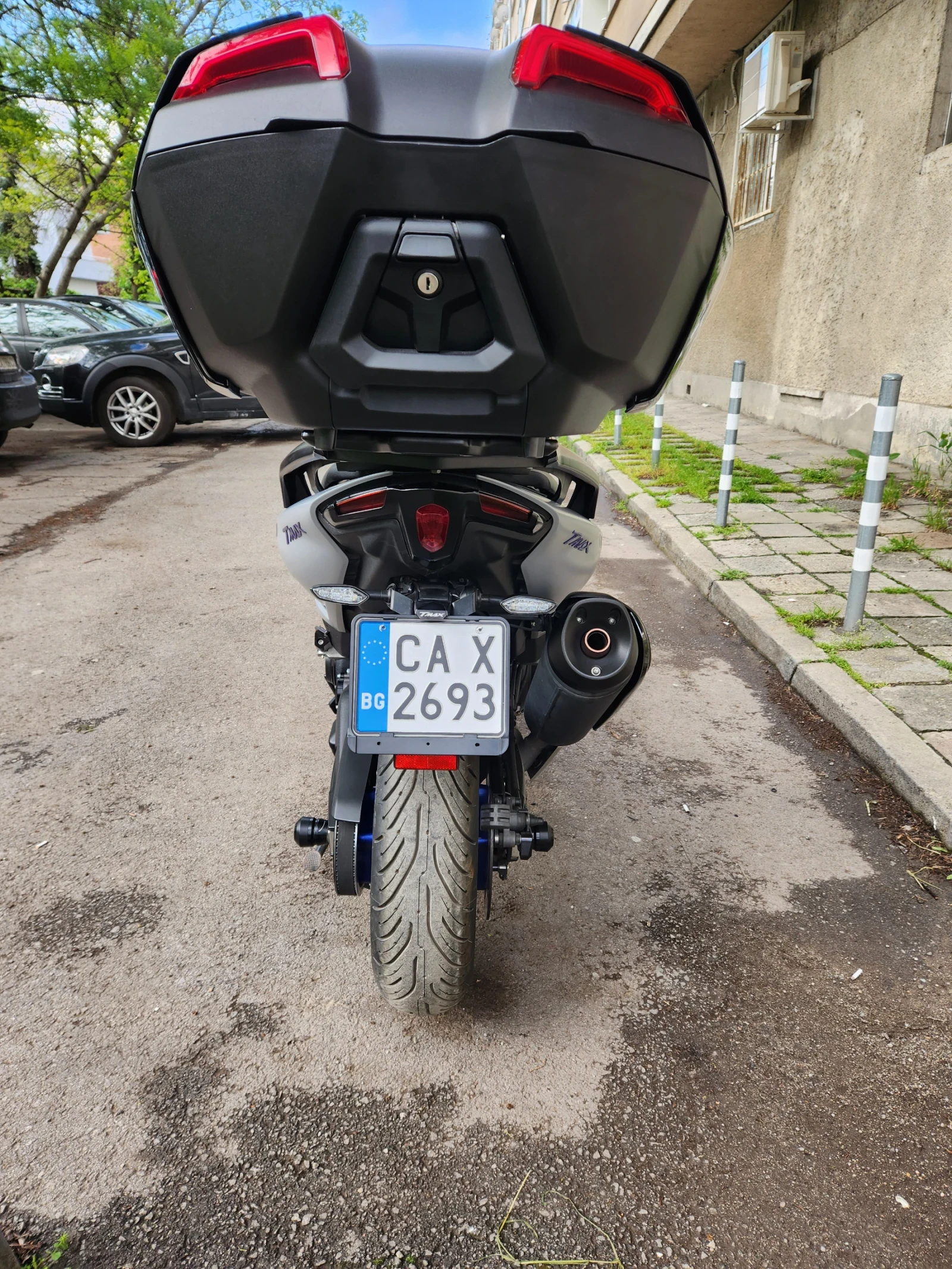 Yamaha T-max 560i Led Abs Tcs, снимка 5 - Мотоциклети и мототехника - 54408617