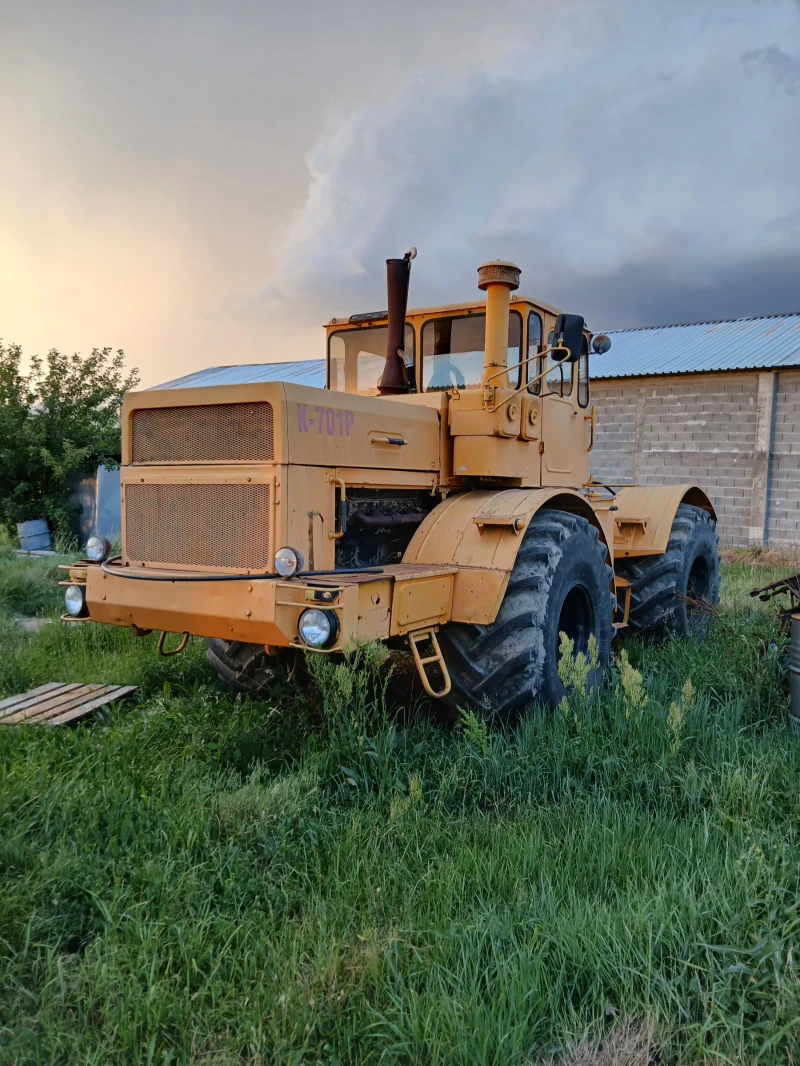 Трактор Кировец К 700, снимка 4 - Селскостопанска техника - 52593832