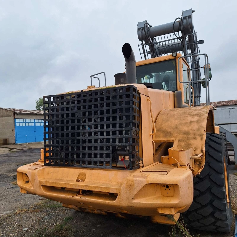 Челен товарач Volvo L180E, снимка 5 - Индустриална техника - 51996225