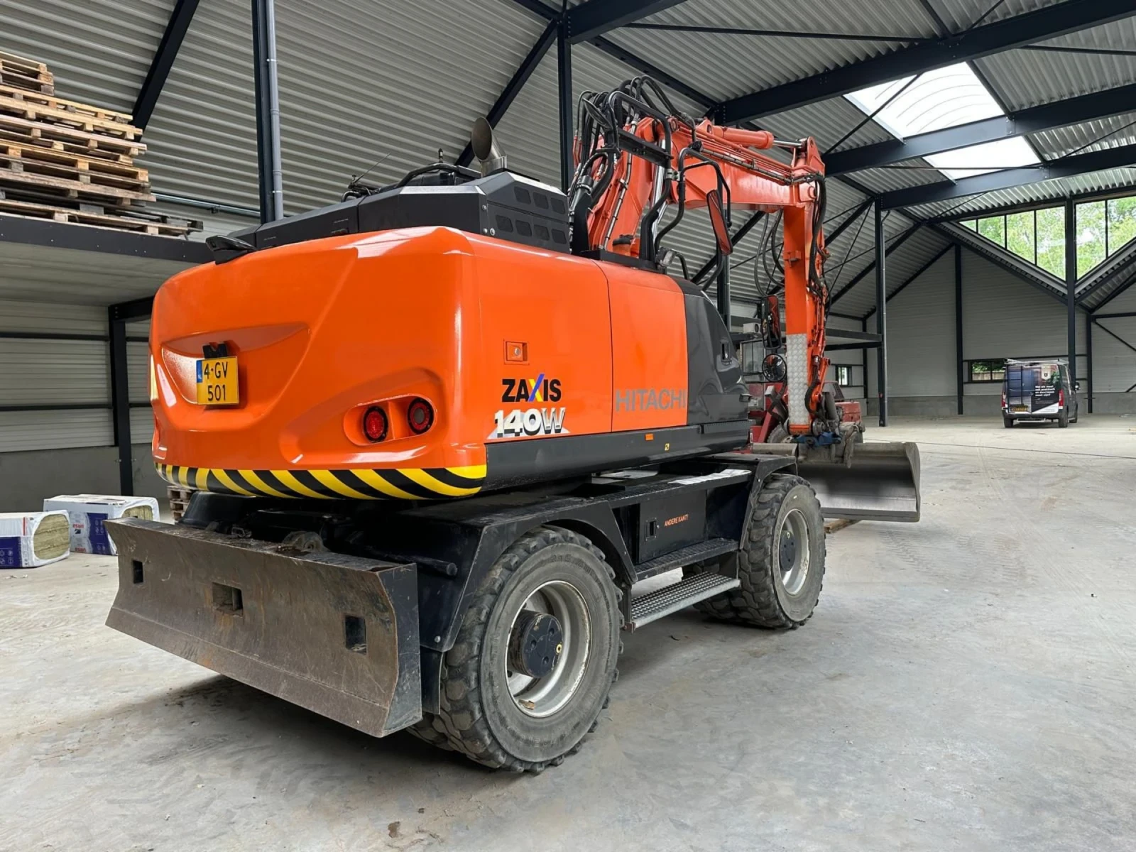 Багер Hitachi ZAXIS 140W - изображение 3