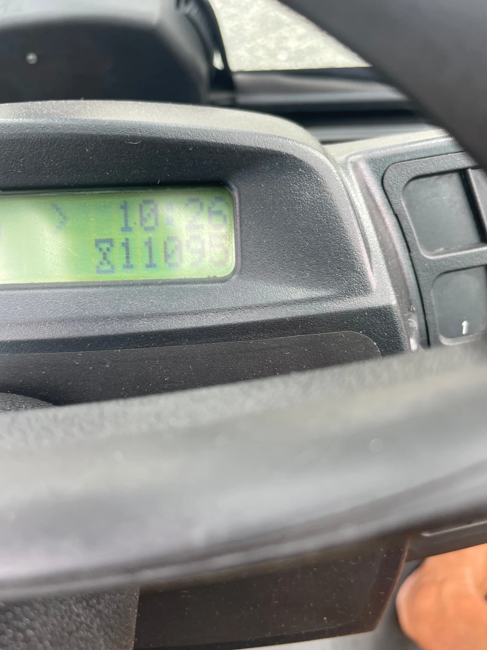  Yale | Mobile.bg   7