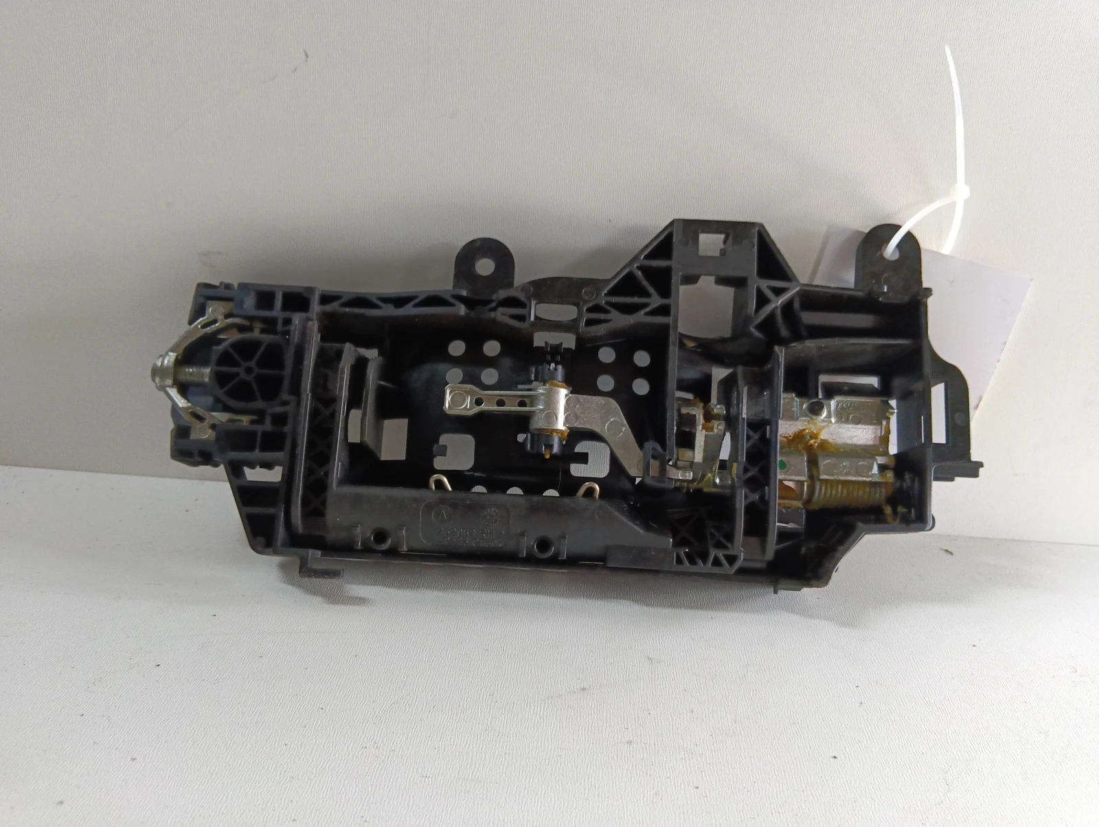 основа дръжка задна дясна 8W02837812A Audi A4