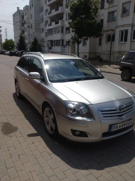 Toyota Avensis 2.2 D4D, снимка 2