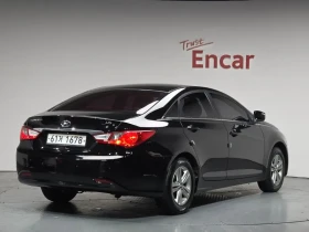 Hyundai Sonata 2.0, снимка 2