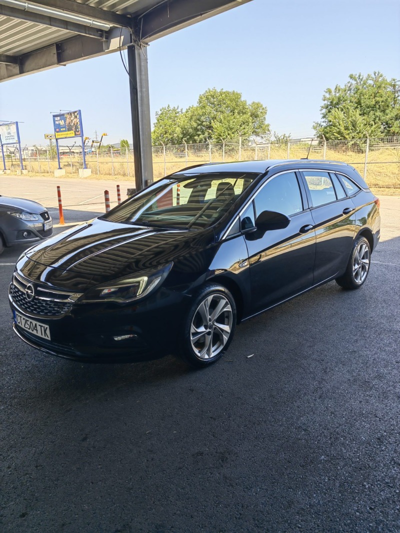 Opel Astra 1.6 CDTI, снимка 2 - Автомобили и джипове - 46404874