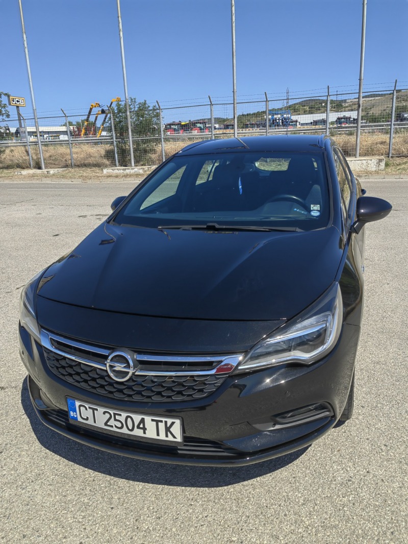 Opel Astra 1.6 CDTI, снимка 6 - Автомобили и джипове - 46404874