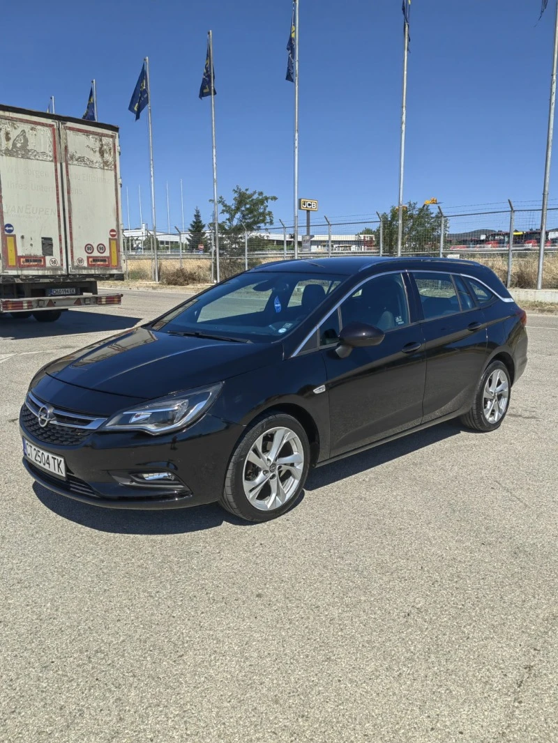 Opel Astra 1.6 CDTI, снимка 7 - Автомобили и джипове - 47394096