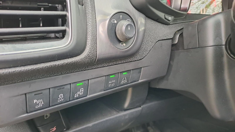 Citroen DS5 1955 Special Edition BlueHDI 2.0 -181cv, снимка 8 - Автомобили и джипове - 52428774