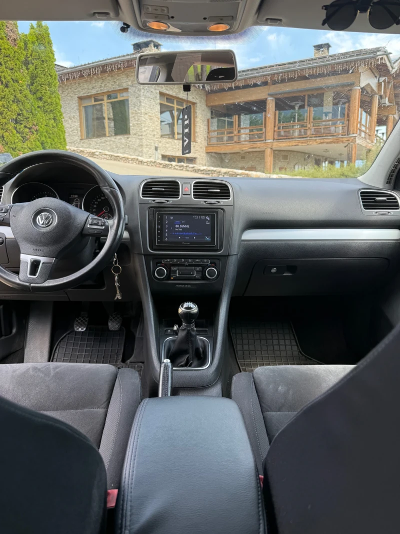 VW Golf, снимка 8 - Автомобили и джипове - 52630475