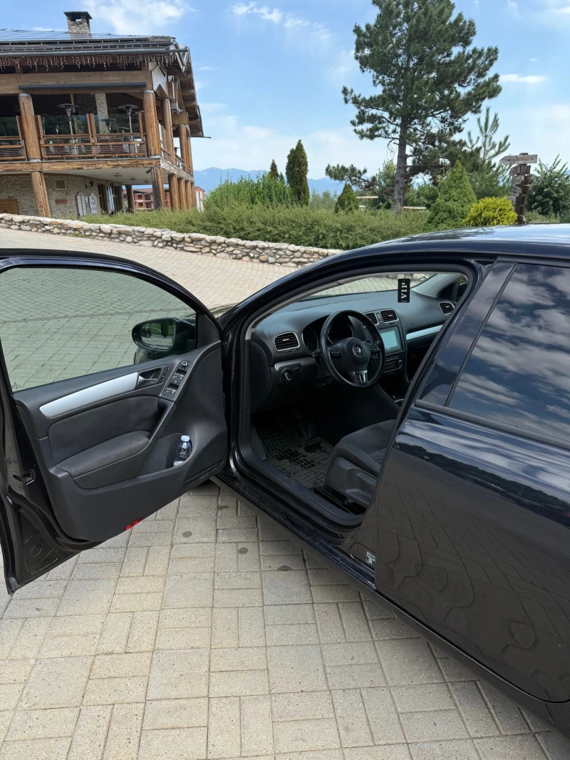 VW Golf, снимка 5 - Автомобили и джипове - 52630475