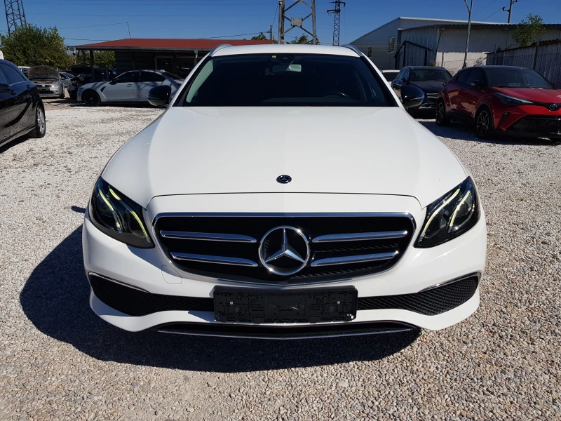 Mercedes-Benz E 220 D 4matic /02/2020г. EURO 6D ЛИЗИНГ, снимка 2 - Автомобили и джипове - 51595758