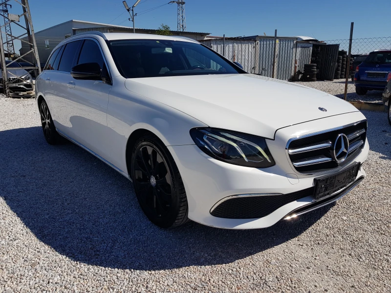 Mercedes-Benz E 220 D 4matic /02/2020г. EURO 6D ЛИЗИНГ, снимка 3 - Автомобили и джипове - 51595758
