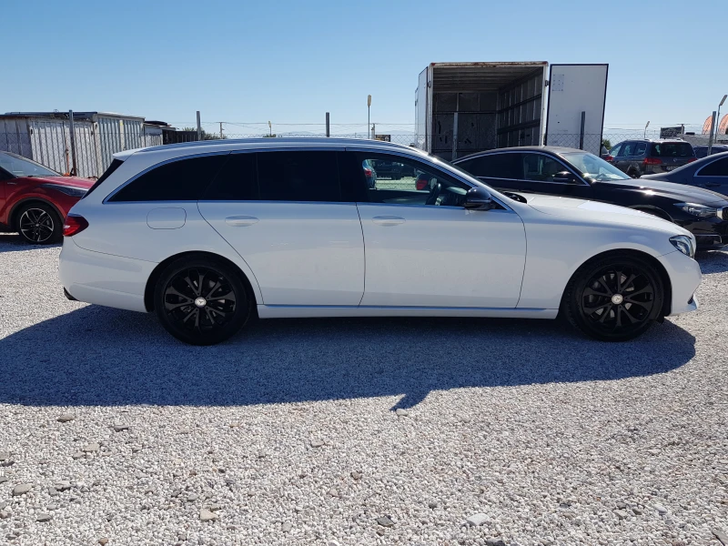 Mercedes-Benz E 220 D 4matic /02/2020г. EURO 6D ЛИЗИНГ, снимка 4 - Автомобили и джипове - 51595758